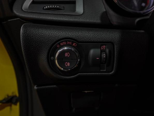 Opel Astra J с пробегом 2012 года, цена 849 000 рублей, 200758 км, хэтчбек, Автокод Объявления