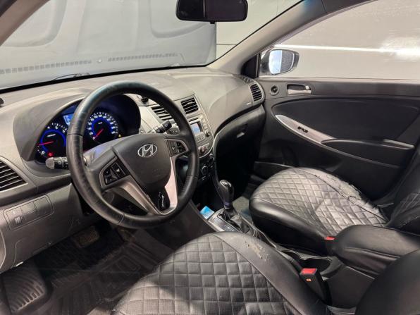 Hyundai Solaris I Рестайлинг с пробегом 2014 года, цена 909 000 рублей, 145000 км, седан, Автокод Объявления