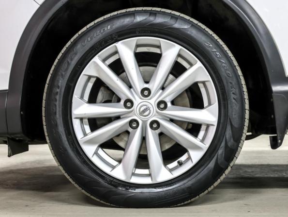 Nissan Qashqai II с пробегом 2016 года, цена 1 379 000 рублей, 137510 км, внедорожник, Автокод Объявления