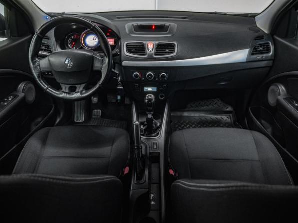 Renault Fluence I Рестайлинг с пробегом 2014 года, цена 729 000 рублей, 221131 км, седан, Автокод Объявления