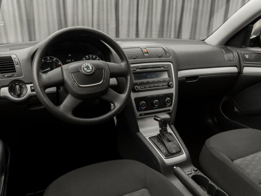 Skoda Octavia II (A5) Рестайлинг Москва  - изображение 6