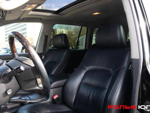 Toyota Land Cruiser 200 Series с пробегом 2011 года, цена 3 088 000 рублей, 310111 км, внедорожник, Автокод Объявления