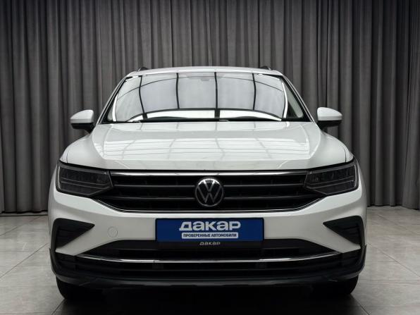 Volkswagen Tiguan II Рестайлинг с пробегом 2021 года, цена 2 349 000 рублей, 49622 км, внедорожник, Автокод Объявления