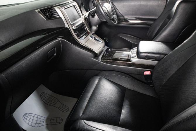 Toyota Vellfire I с пробегом 2012 года, цена 2 689 000 рублей, 263113 км, минивэн, Автокод Объявления