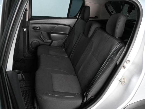 Renault Sandero II Рестайлинг с пробегом 2018 года, цена 989 000 рублей, 210690 км, хэтчбек, Автокод Объявления
