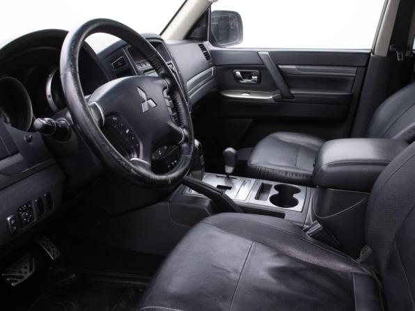 Mitsubishi Pajero IV Рестайлинг 1 с пробегом 2013 года, цена 1 920 000 рублей, 186963 км, внедорожник, Автокод Объявления