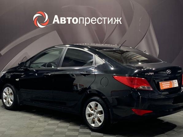 Hyundai Solaris I Рестайлинг с пробегом 2015 года, цена 699 000 рублей, 207000 км, седан, Автокод Объявления