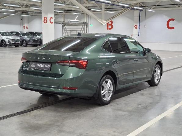 Skoda Octavia IV (A8) с пробегом 2021 года, цена 2 420 000 рублей, 91747 км, лифтбек, Автокод Объявления
