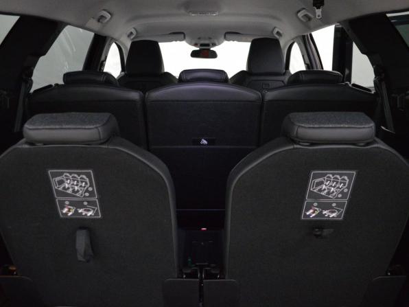 Peugeot 5008 II Рестайлинг с пробегом 2021 года, цена 2 000 000 рублей, 160917 км, внедорожник, Автокод Объявления