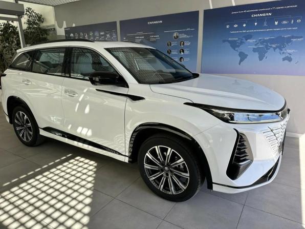 Changan CS75 Plus III с пробегом 2024 года, цена 2 700 000 рублей, 3833 км, внедорожник, Автокод Объявления