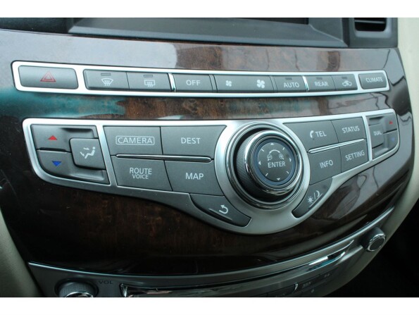 Infiniti QX60 I Рестайлинг с пробегом 2018 года, цена 2 871 000 рублей, 81261 км, offers.body_type.unknown, Автокод Объявления