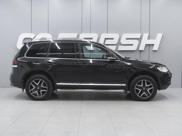 Volkswagen Touareg I Рестайлинг с пробегом 2006 года, цена 790 000 рублей, 244871 км, внедорожник, Автокод Объявления
