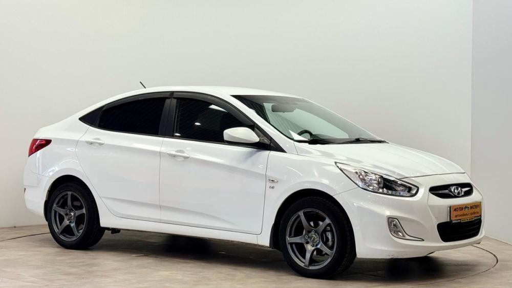 Hyundai Solaris I Киров  - изображение 7