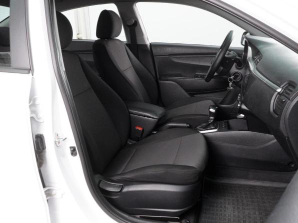 Kia Rio IV Рестайлинг с пробегом 2021 года, цена 1 735 000 рублей, 87933 км, седан, Автокод Объявления