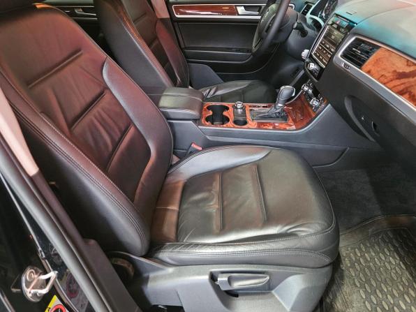 Volkswagen Touareg II с пробегом 2011 года, цена 1 780 000 рублей, 267837 км, внедорожник, Автокод Объявления
