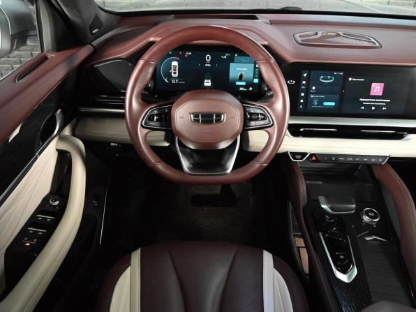Geely Monjaro I с пробегом 2023 года, цена 3 450 000 рублей, 48759 км, внедорожник, Автокод Объявления