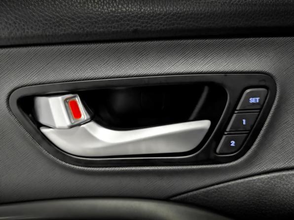 Hyundai Santa Fe III Рестайлинг с пробегом 2016 года, цена 2 425 000 рублей, 93999 км, внедорожник, Автокод Объявления