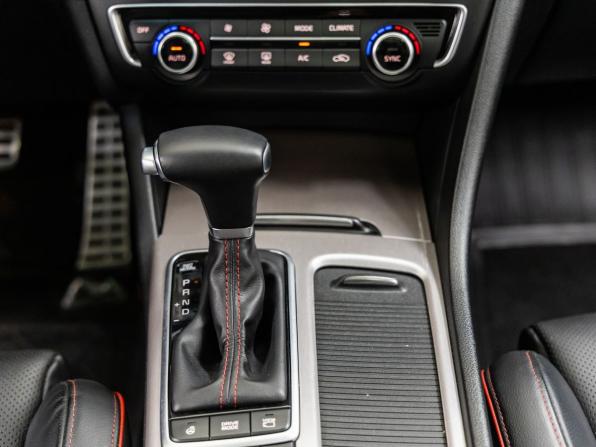 Kia Optima IV Рестайлинг с пробегом 2018 года, цена 1 918 000 рублей, 161489 км, седан, Автокод Объявления