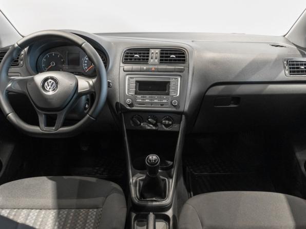 Volkswagen Polo V Рестайлинг с пробегом 2019 года, цена 1 275 000 рублей, 92793 км, седан, Автокод Объявления