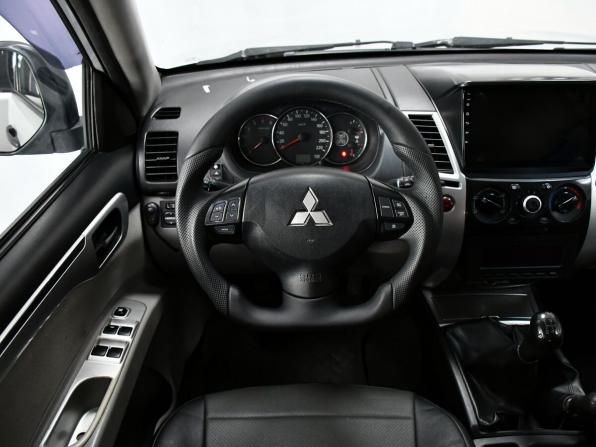 Mitsubishi Pajero Sport II Рестайлинг с пробегом 2013 года, цена 1 400 000 рублей, 312486 км, внедорожник, Автокод Объявления