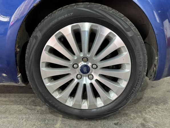 Ford C-MAX I Рестайлинг с пробегом 2009 года, цена 470 000 рублей, 214675 км, компактвэн, Автокод Объявления