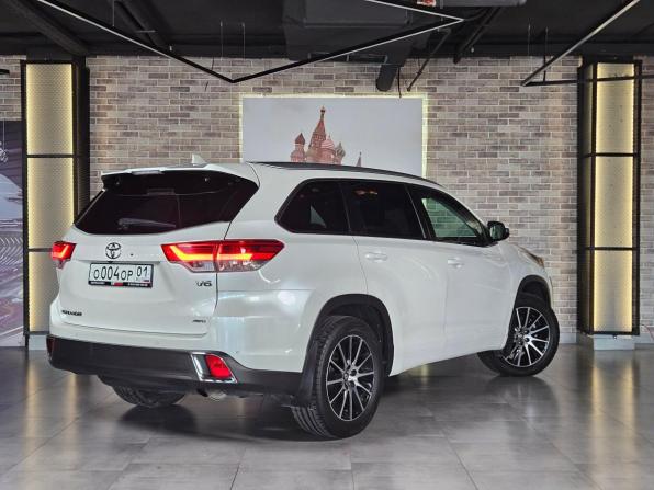 Toyota Highlander III (XU50) Рестайлинг с пробегом 2019 года, цена 4 150 000 рублей, 95180 км, внедорожник, Автокод Объявления