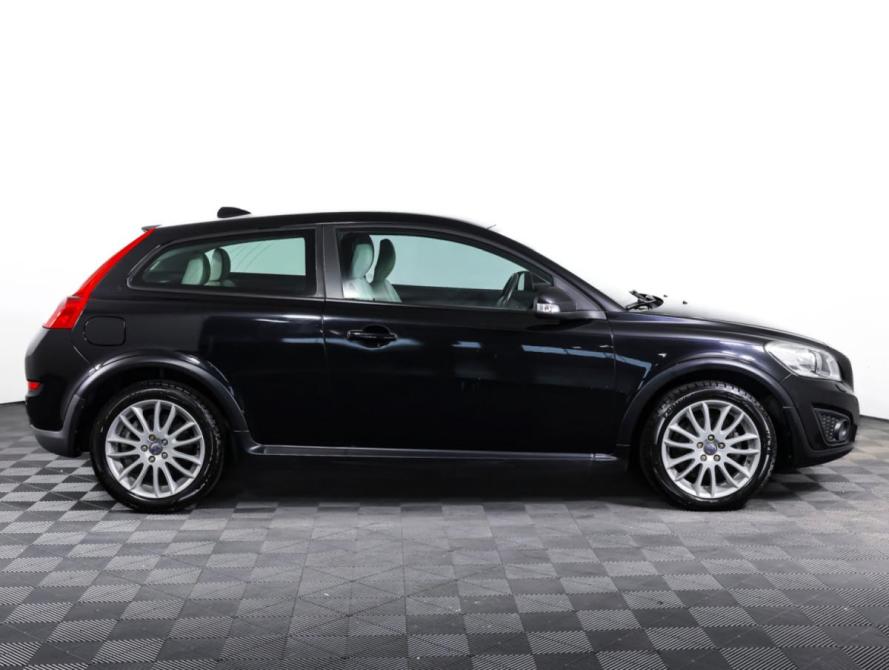 Volvo C30 I Рестайлинг Москва  - изображение 4