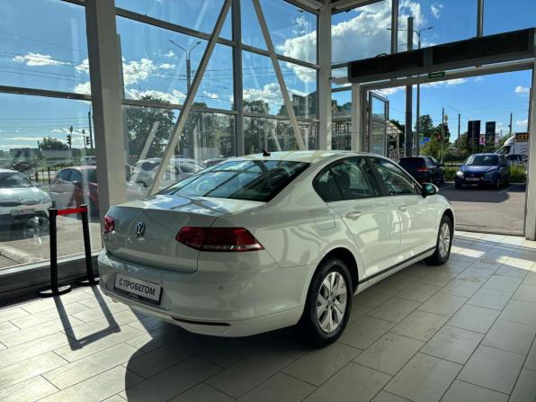 Volkswagen Passat B8 с пробегом 2017 года, цена 1 999 000 рублей, 51202 км, седан, Автокод Объявления