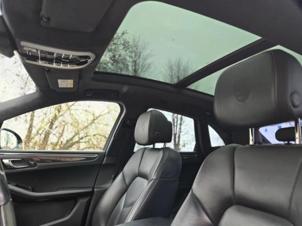 Porsche Macan I с пробегом 2014 года, цена 3 599 000 рублей, 100750 км, внедорожник, Автокод Объявления