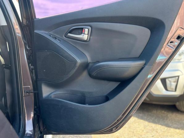 Hyundai ix35 I с пробегом 2010 года, цена 900 000 рублей, 278674 км, внедорожник, Автокод Объявления