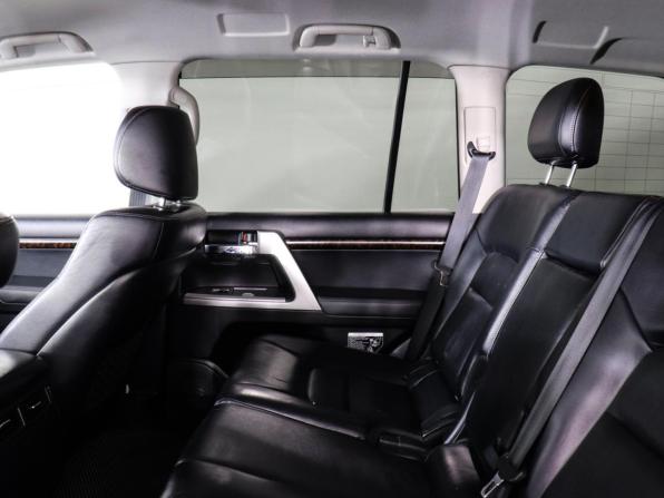 Toyota Land Cruiser 200 Series Рестайлинг 1 с пробегом 2014 года, цена 2 740 000 рублей, 282872 км, внедорожник, Автокод Объявления