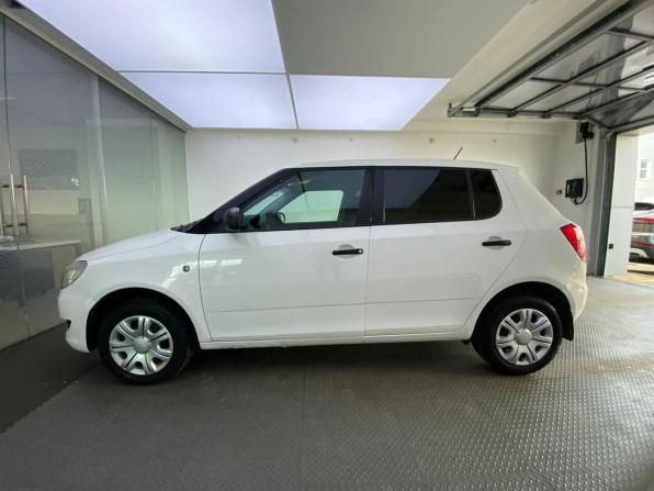 Skoda Fabia II Рестайлинг с пробегом 2012 года, цена 410 000 рублей, 134940 км, хэтчбек, Автокод Объявления