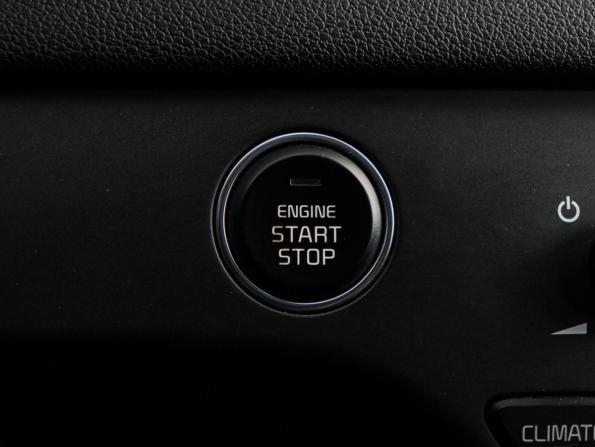 Kia Sportage IV Рестайлинг с пробегом 2020 года, цена 2 930 000 рублей, 52777 км, внедорожник, Автокод Объявления