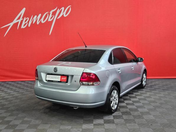 Volkswagen Polo V с пробегом 2011 года, цена 760 000 рублей, 122694 км, седан, Автокод Объявления