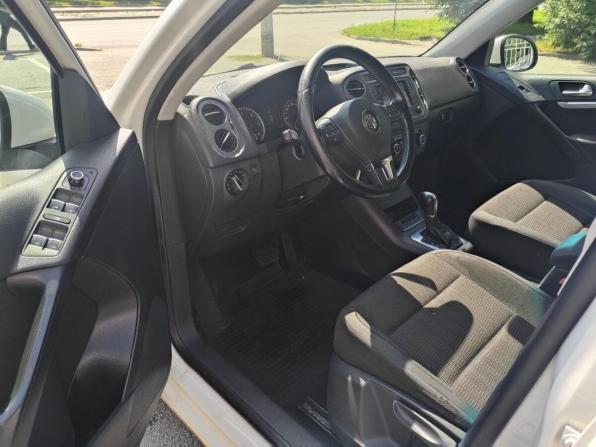 Volkswagen Tiguan I Рестайлинг с пробегом 2011 года, цена 1 040 000 рублей, 253000 км, внедорожник, Автокод Объявления