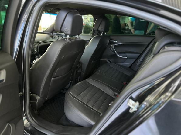 Opel Insignia I Рестайлинг с пробегом 2013 года, цена 1 210 000 рублей, 154693 км, седан, Автокод Объявления