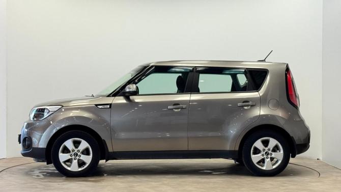 Kia Soul II Рестайлинг с пробегом 2018 года, цена 1 450 000 рублей, 75991 км, хэтчбек, Автокод Объявления