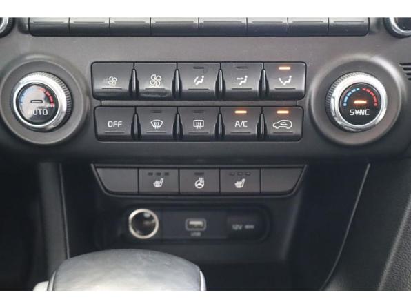 Kia Sportage IV Рестайлинг с пробегом 2018 года, цена 2 214 000 рублей, 43227 км, внедорожник, Автокод Объявления