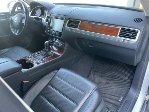 Volkswagen Touareg II Рестайлинг с пробегом 2015 года, цена 2 480 000 рублей, 137400 км, внедорожник, Автокод Объявления