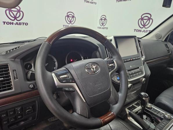 Toyota Land Cruiser 200 Series Рестайлинг 2 с пробегом 2018 года, цена 7 200 000 рублей, 113492 км, внедорожник, Автокод Объявления