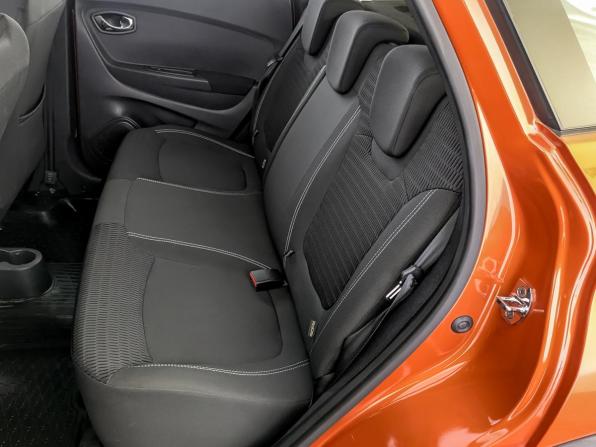 Renault Kaptur I с пробегом 2018 года, цена 1 335 000 рублей, 77744 км, внедорожник, Автокод Объявления