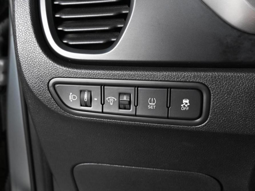 Kia Rio IV Рестайлинг Ростов-на-Дону  - изображение 17