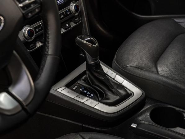 Hyundai Elantra VI (AD) Рестайлинг с пробегом 2019 года, цена 1 500 000 рублей, 113639 км, седан, Автокод Объявления
