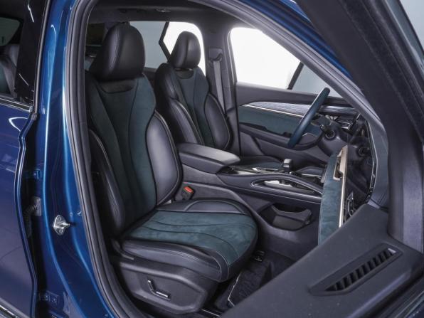 Geely Monjaro I с пробегом 2023 года, цена 2 950 000 рублей, 34198 км, внедорожник, Автокод Объявления