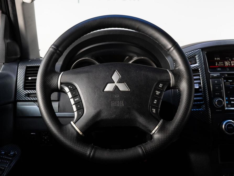 Mitsubishi Pajero IV Рестайлинг 1 Тюмень  - изображение 19