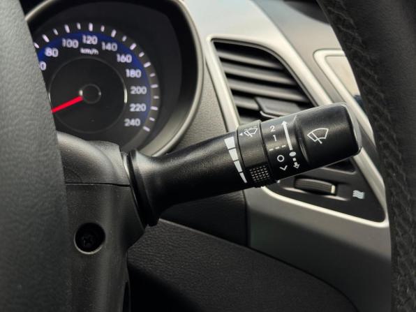Hyundai Elantra V (MD) Рестайлинг с пробегом 2014 года, цена 1 059 000 рублей, 144564 км, седан, Автокод Объявления