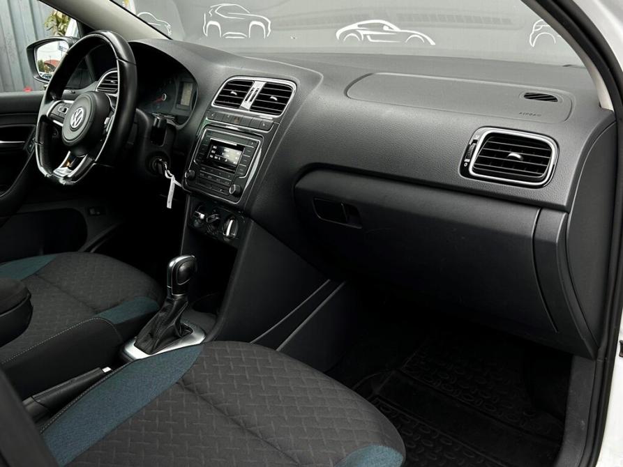 Volkswagen Polo V Рестайлинг Санкт-Петербург  - изображение 7
