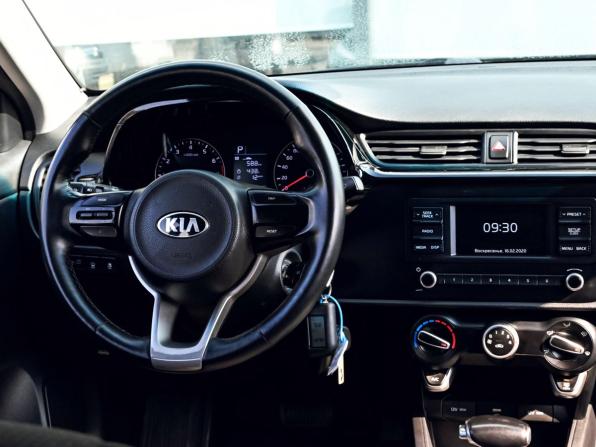 Kia Rio IV Рестайлинг с пробегом 2020 года, цена 1 250 000 рублей, 114914 км, седан, Автокод Объявления