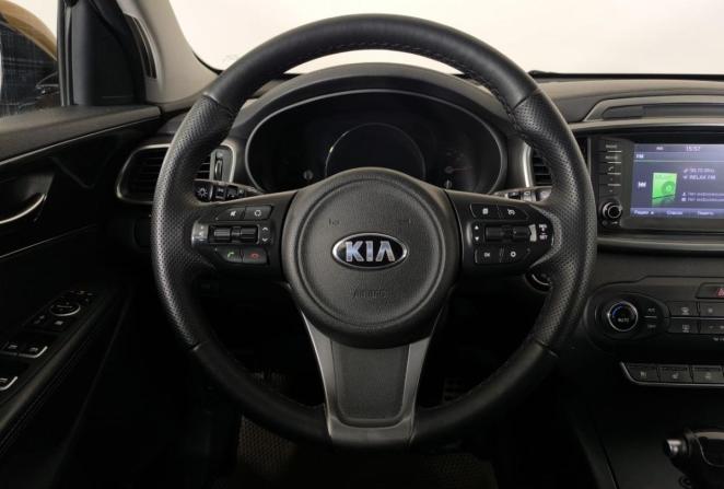 Kia Sorento II Рестайлинг с пробегом 2017 года, цена 2 630 000 рублей, 274061 км, внедорожник, Автокод Объявления