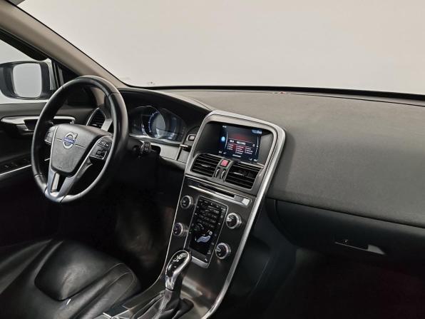 Volvo XC60 I Рестайлинг с пробегом 2015 года, цена 2 135 000 рублей, 195840 км, внедорожник, Автокод Объявления